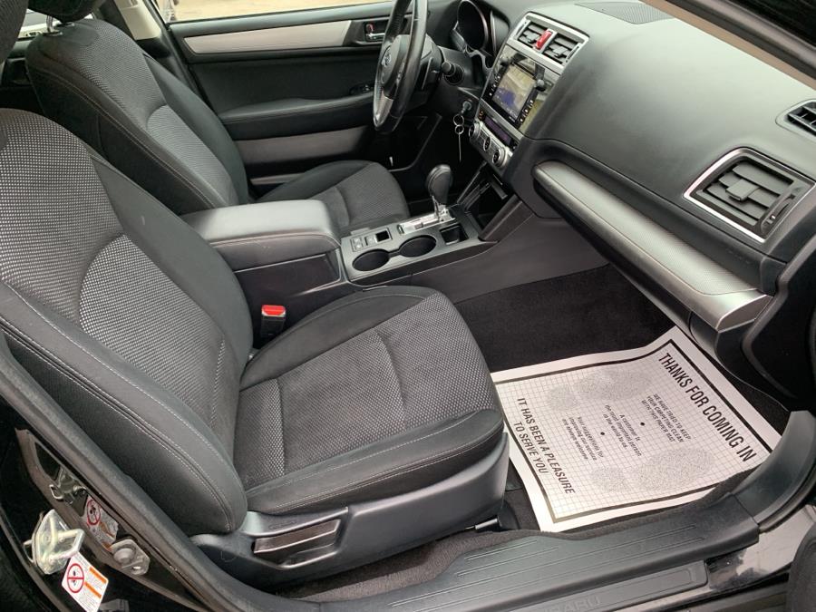 2017 Subaru Outback 2.5i Premium photo