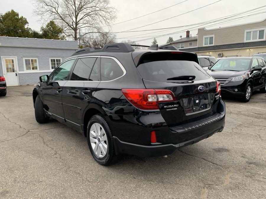 2017 Subaru Outback 2.5i Premium photo