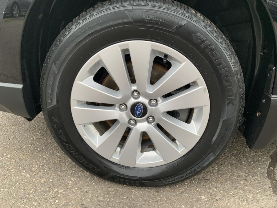 2017 Subaru Outback 2.5i Premium photo