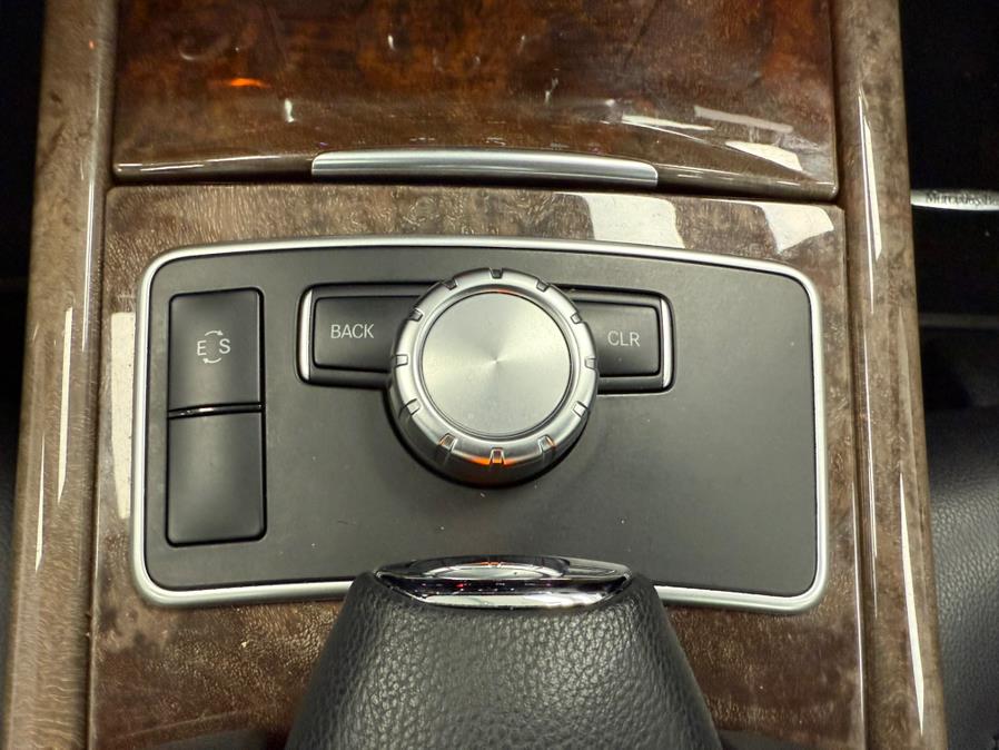 2013 Mercedes-Benz E-Class E350 4MATIC Luxury photo