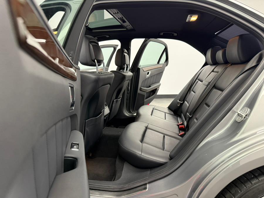 2013 Mercedes-Benz E-Class E350 4MATIC Luxury photo