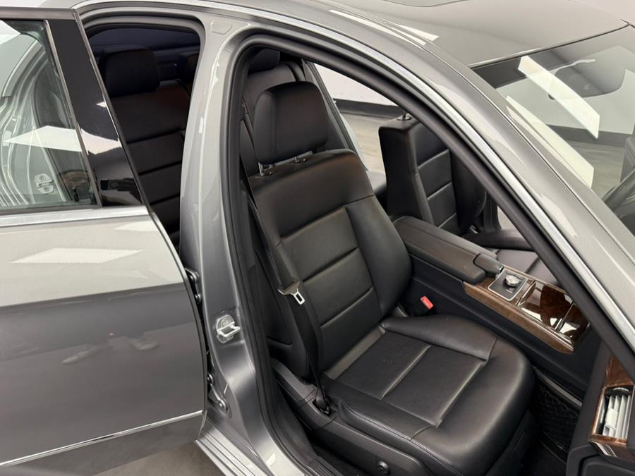 2013 Mercedes-Benz E-Class E350 4MATIC Luxury photo