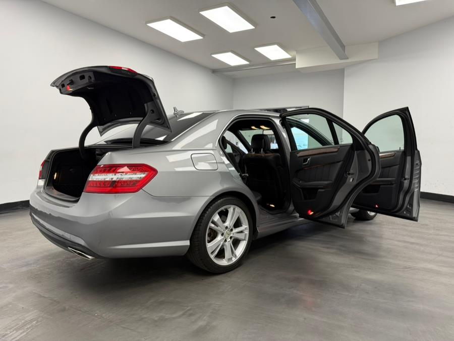 2013 Mercedes-Benz E-Class E350 4MATIC Luxury photo