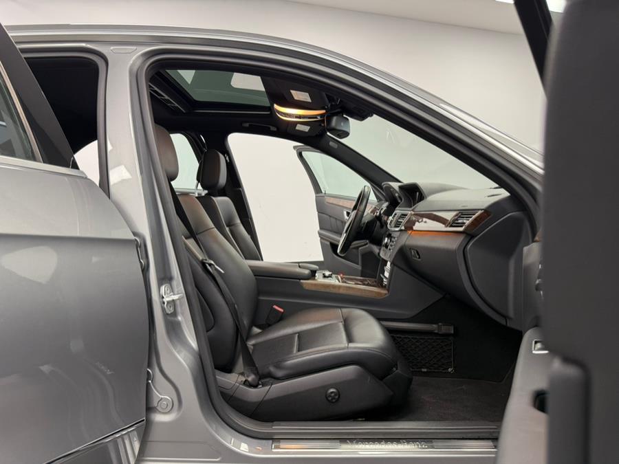 2013 Mercedes-Benz E-Class E350 4MATIC Luxury photo