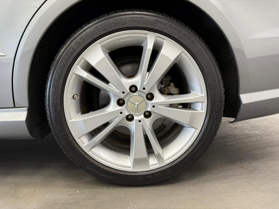2013 Mercedes-Benz E-Class E350 4MATIC Luxury photo