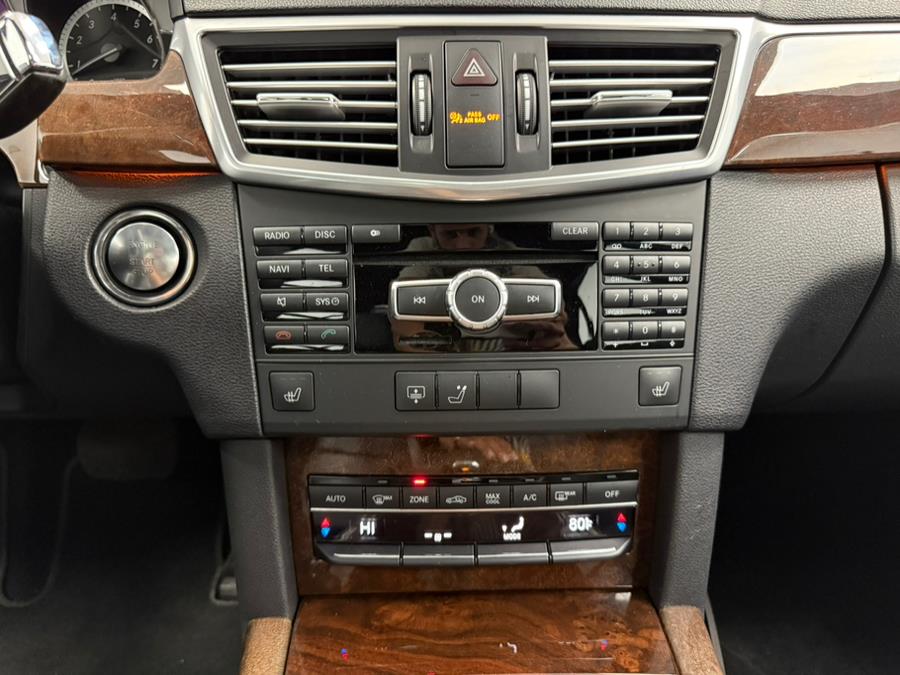 2013 Mercedes-Benz E-Class E350 4MATIC Luxury photo