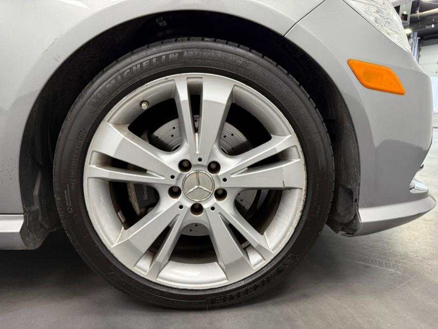 2013 Mercedes-Benz E-Class E350 4MATIC Luxury photo