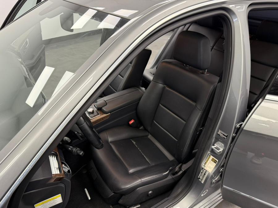 2013 Mercedes-Benz E-Class E350 4MATIC Luxury photo