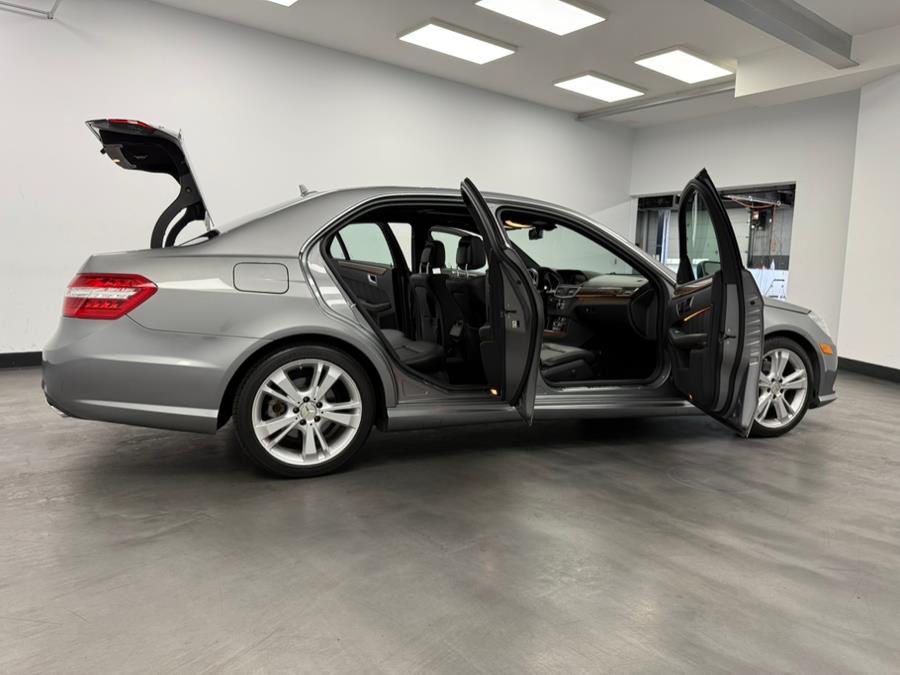2013 Mercedes-Benz E-Class E350 4MATIC Luxury photo
