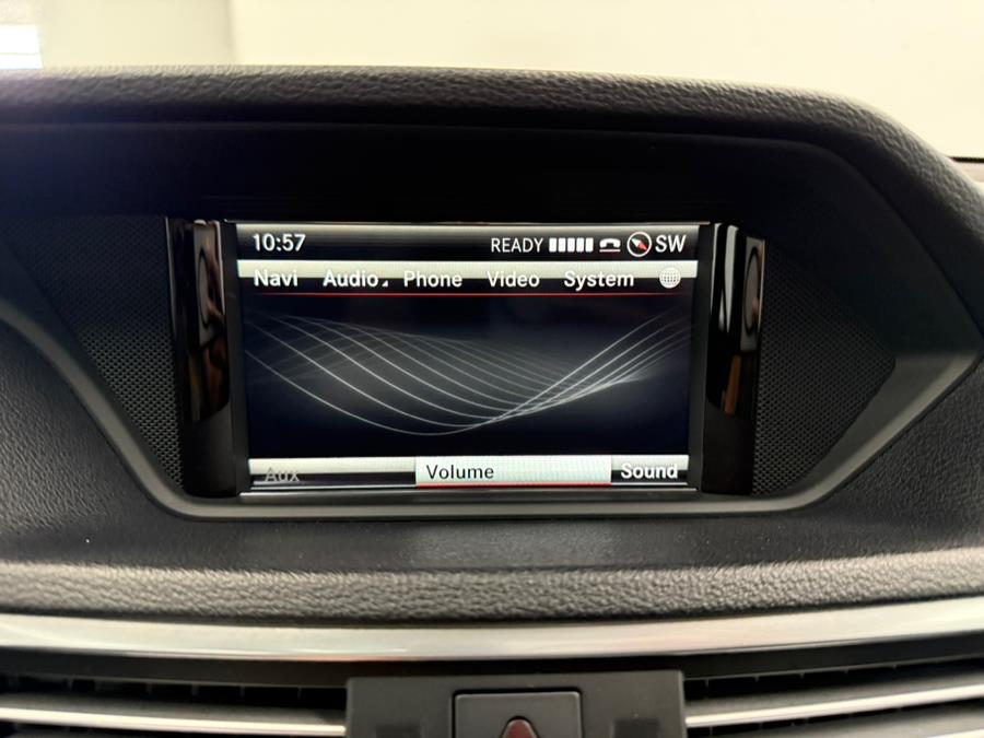2013 Mercedes-Benz E-Class E350 4MATIC Luxury photo