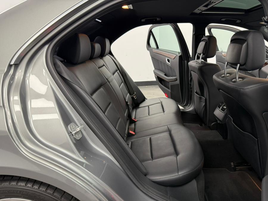 2013 Mercedes-Benz E-Class E350 4MATIC Luxury photo