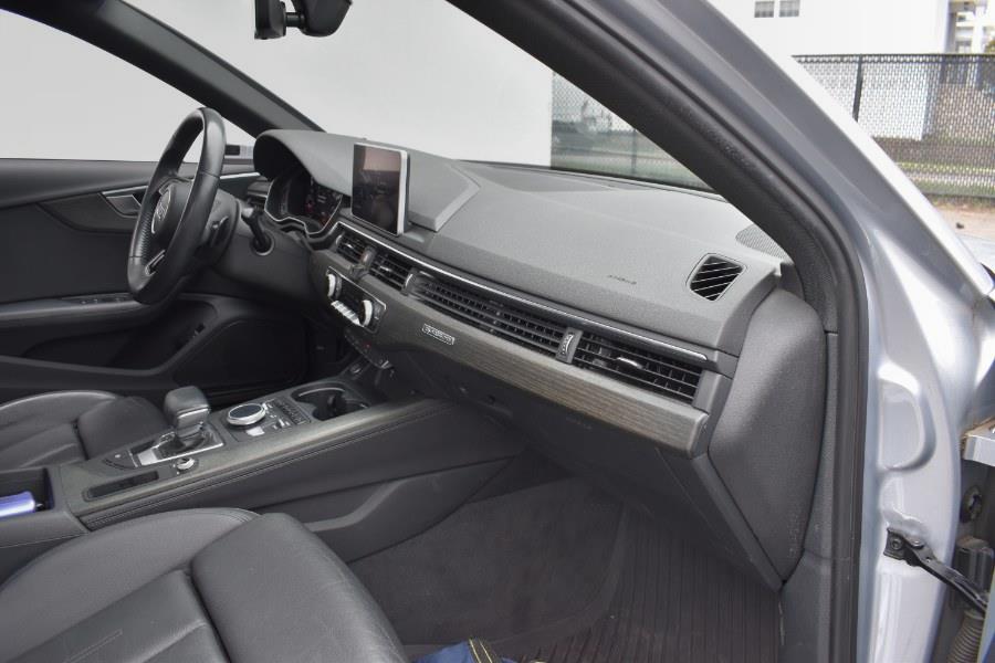 2019 Audi A4 Premium Plus 45 TFSI quattro photo