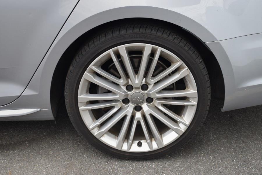 2019 Audi A4 Premium Plus 45 TFSI quattro photo
