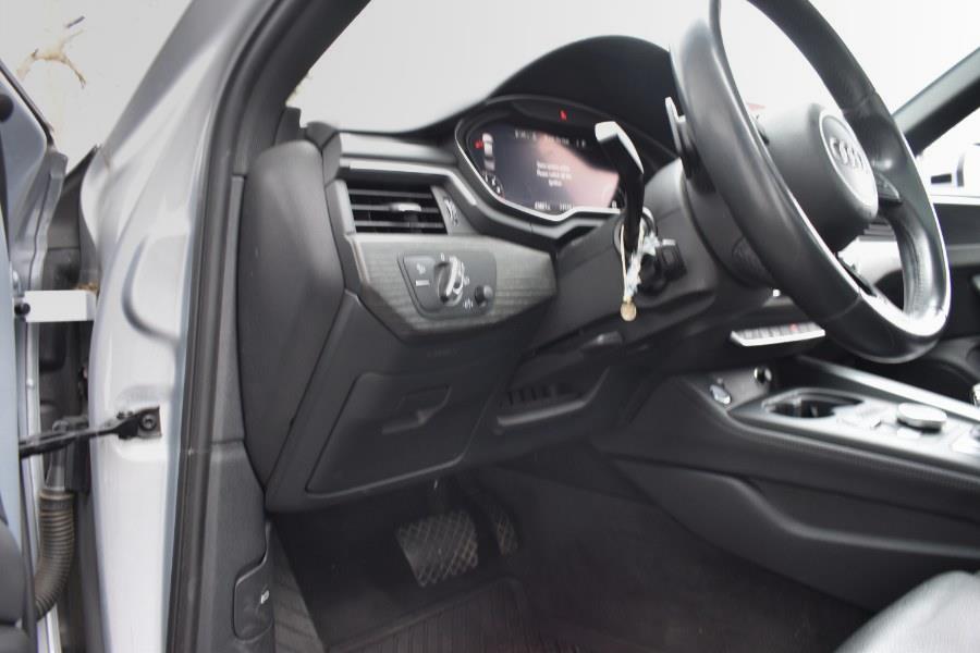 2019 Audi A4 Premium Plus 45 TFSI quattro photo