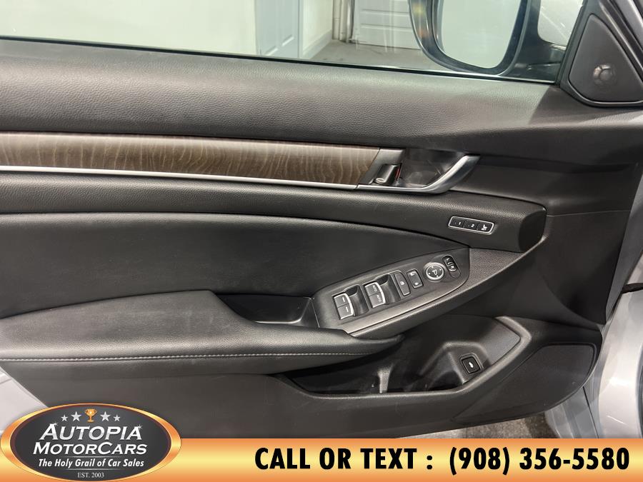 2021 Honda Accord TOURING photo