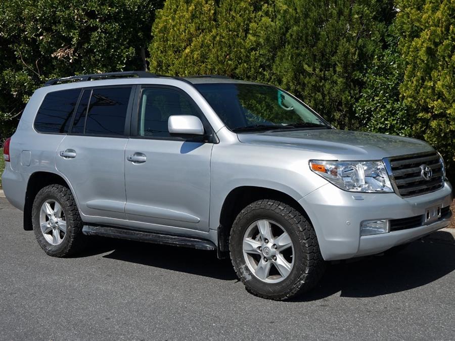 2011 Toyota Land Cruiser photo