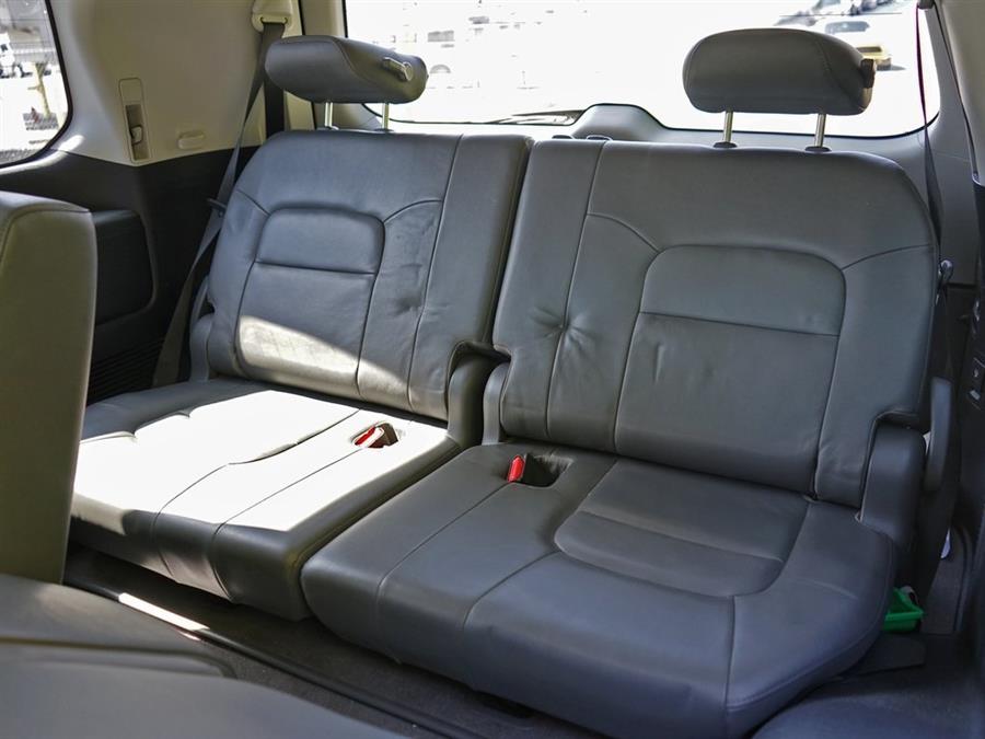 2011 Toyota Land Cruiser photo