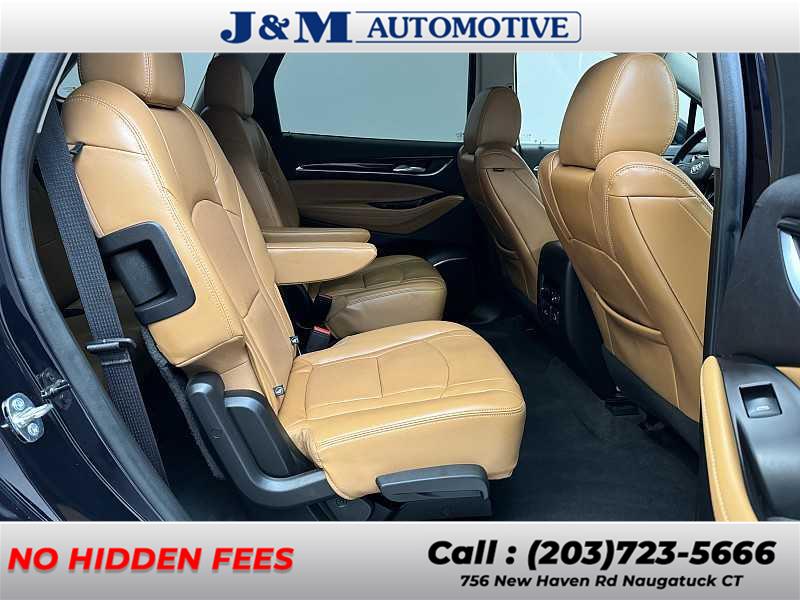 2020 Buick Enclave Essence photo