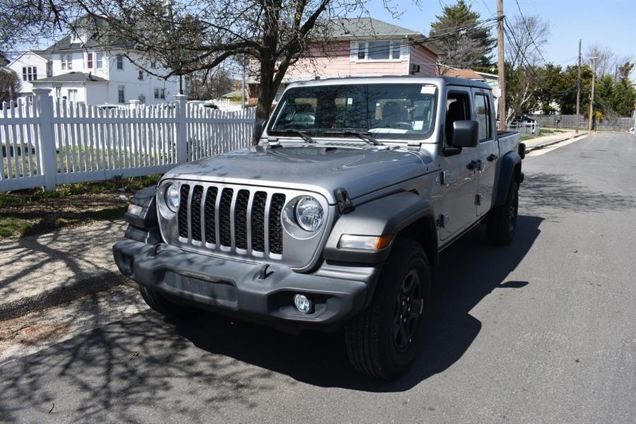 2021 Jeep Gladiator Sport photo