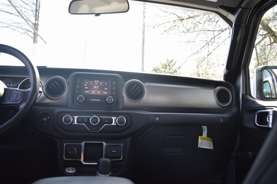 2021 Jeep Gladiator Sport photo