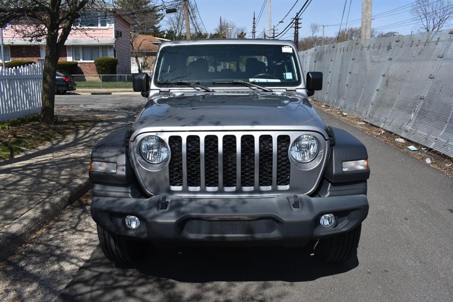 2021 Jeep Gladiator Sport photo