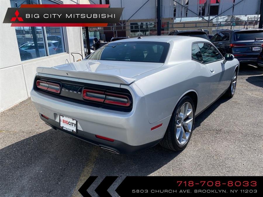 2022 Dodge Challenger GT photo