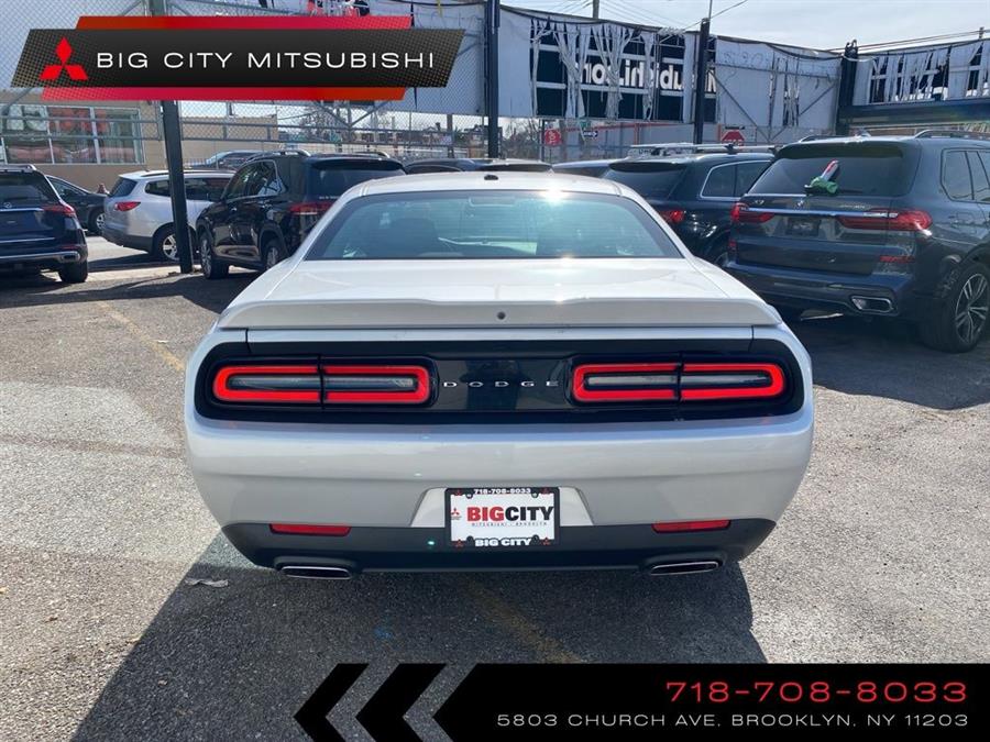 2022 Dodge Challenger GT photo