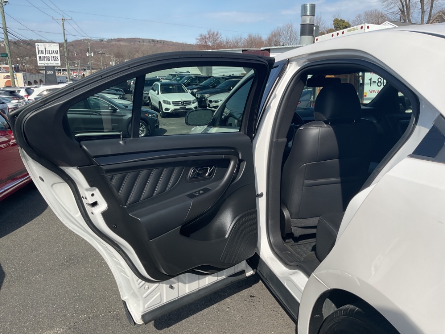 2015 Ford Taurus 4dr Sdn SHO AWD photo