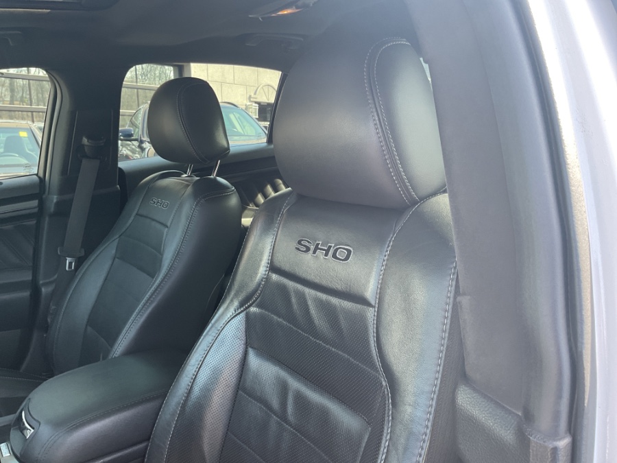 2015 Ford Taurus 4dr Sdn SHO AWD photo
