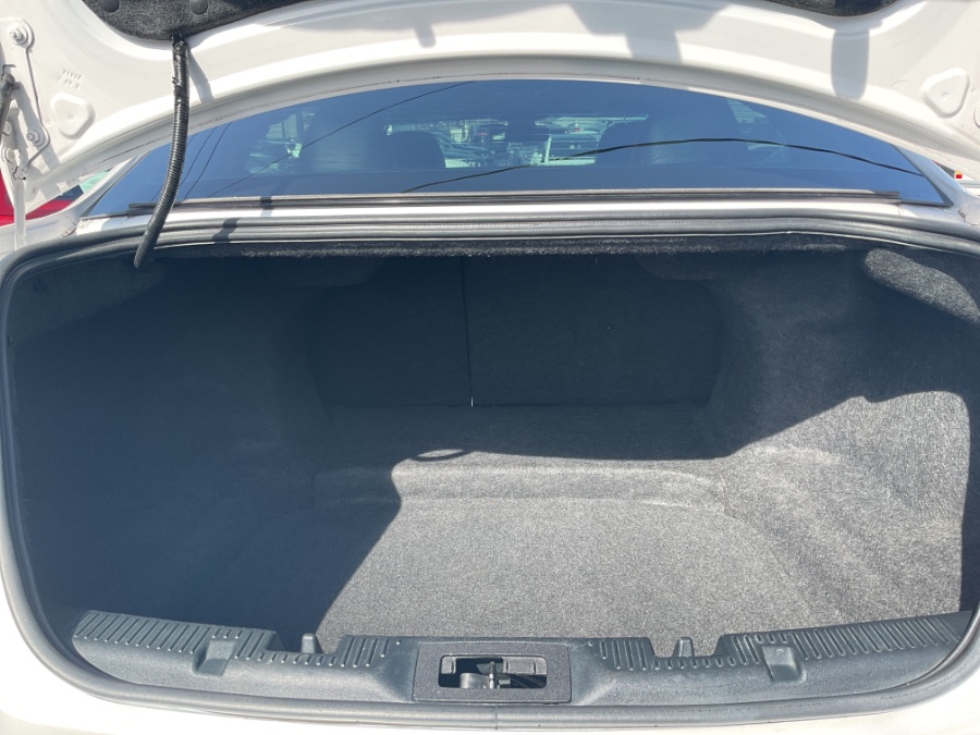 2015 Ford Taurus 4dr Sdn SHO AWD photo