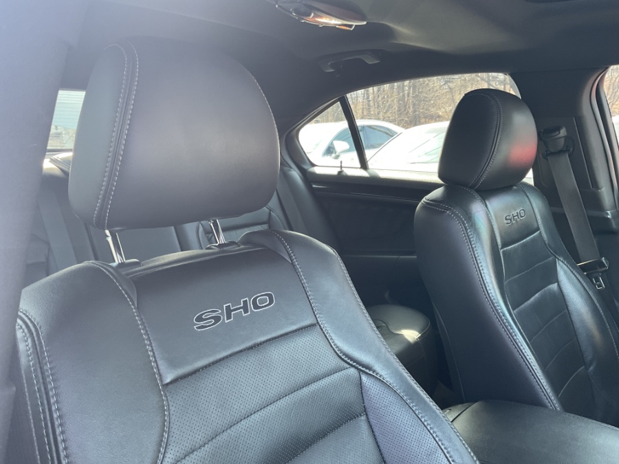2015 Ford Taurus 4dr Sdn SHO AWD photo