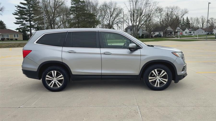 2017 Honda Pilot EX-L photo