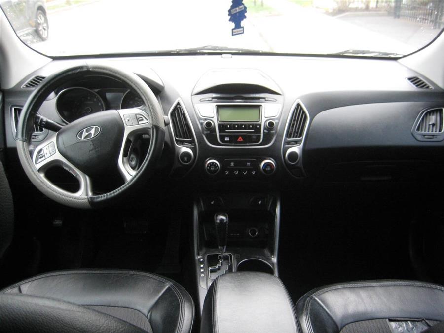 2012 Hyundai Tucson GLS photo