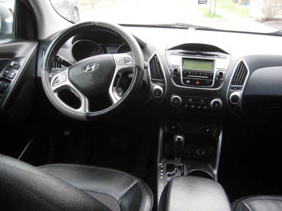 2012 Hyundai Tucson GLS photo