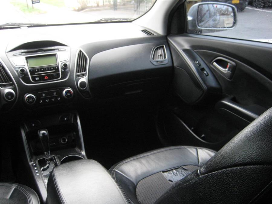 2012 Hyundai Tucson GLS photo