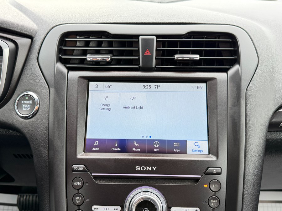 2019 Ford Fusion Energi Titanium FWD photo