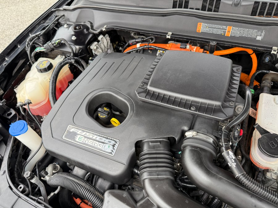 2019 Ford Fusion Energi Titanium FWD photo