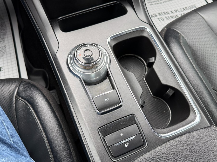 2019 Ford Fusion Energi Titanium FWD photo