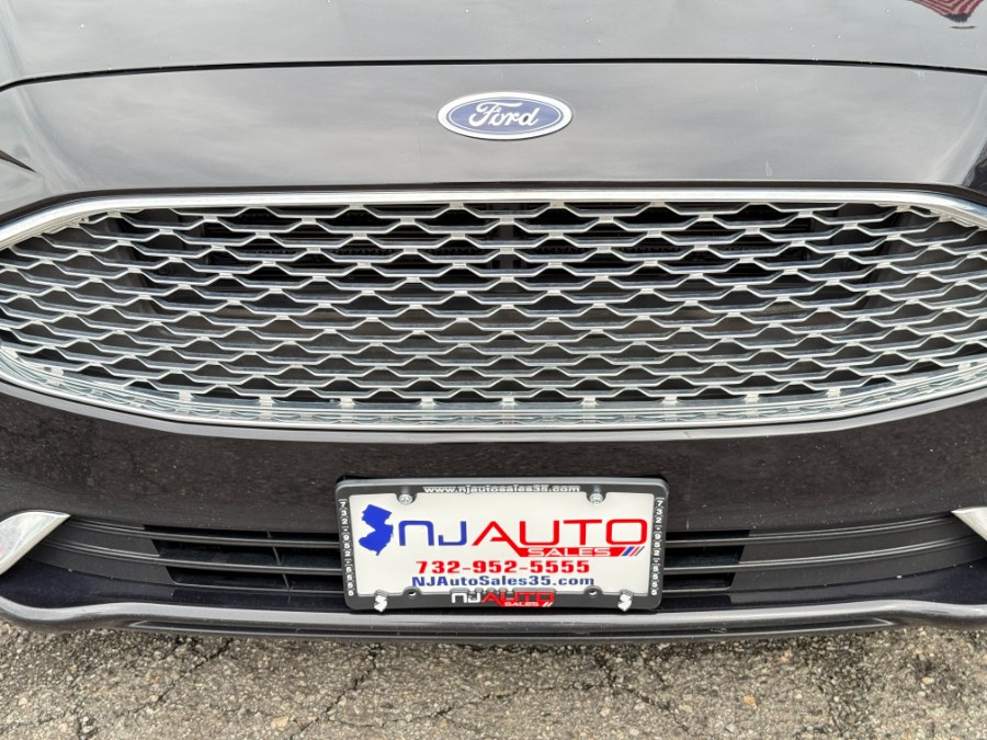 2019 Ford Fusion Energi Titanium FWD photo