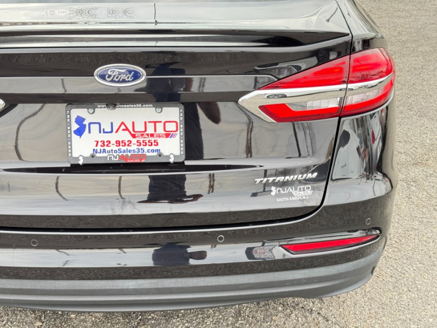 2019 Ford Fusion Energi Titanium FWD photo