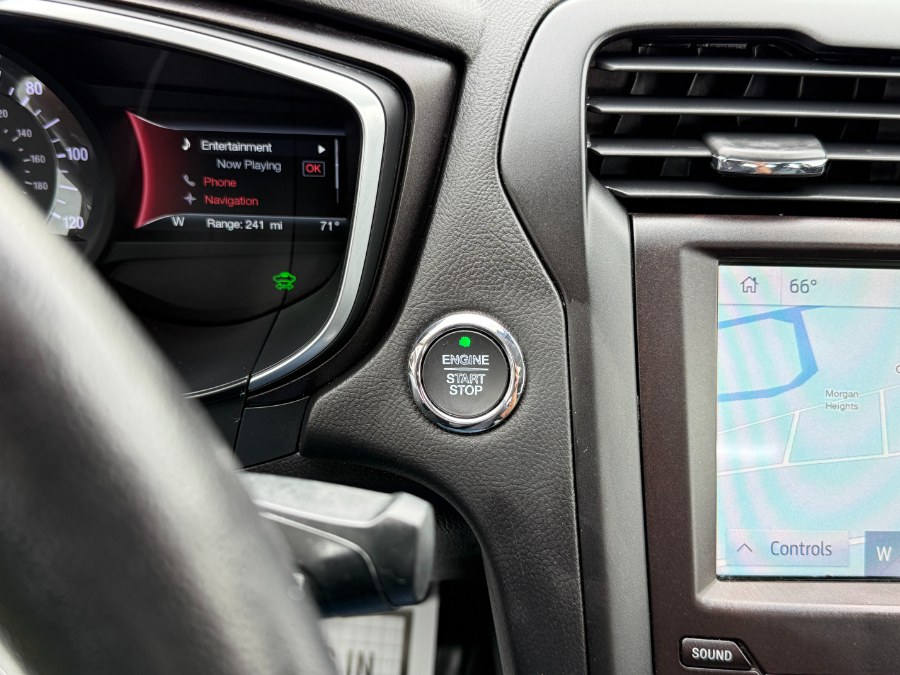2019 Ford Fusion Energi Titanium FWD photo