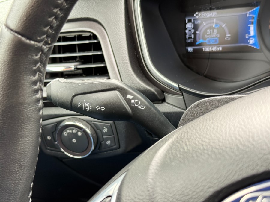 2019 Ford Fusion Energi Titanium FWD photo