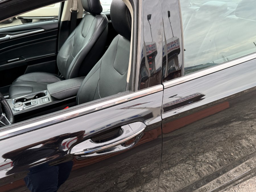 2019 Ford Fusion Energi Titanium FWD photo