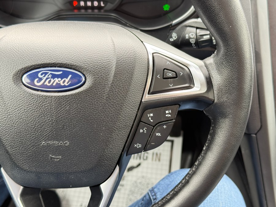 2019 Ford Fusion Energi Titanium FWD photo