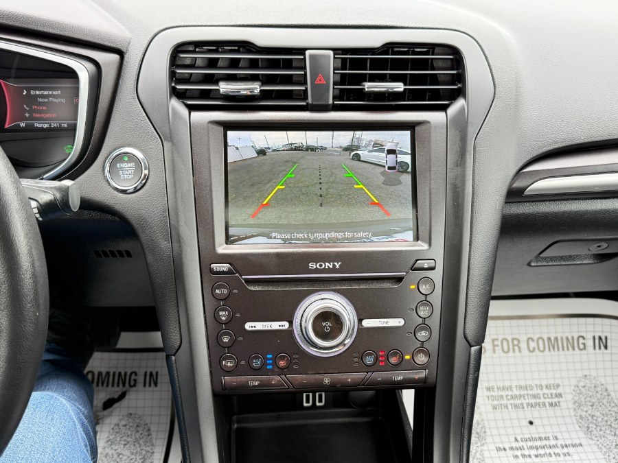 2019 Ford Fusion Energi Titanium FWD photo