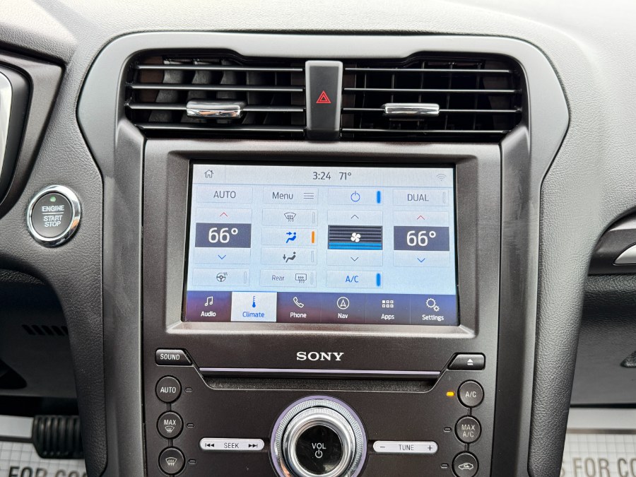 2019 Ford Fusion Energi Titanium FWD photo