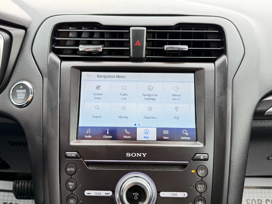 2019 Ford Fusion Energi Titanium FWD photo