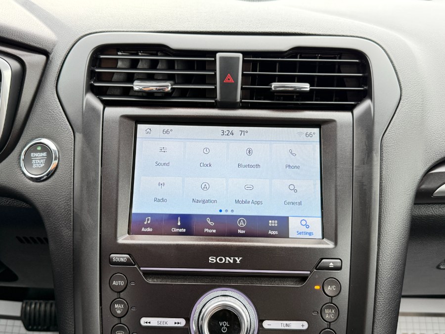 2019 Ford Fusion Energi Titanium FWD photo