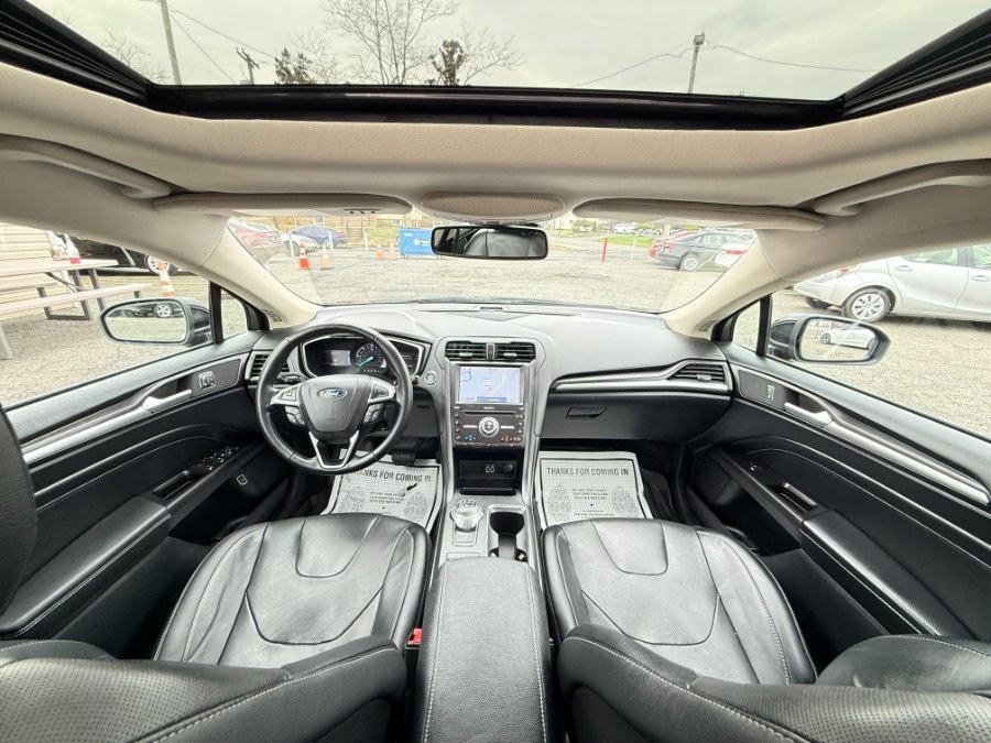2019 Ford Fusion Energi Titanium FWD photo