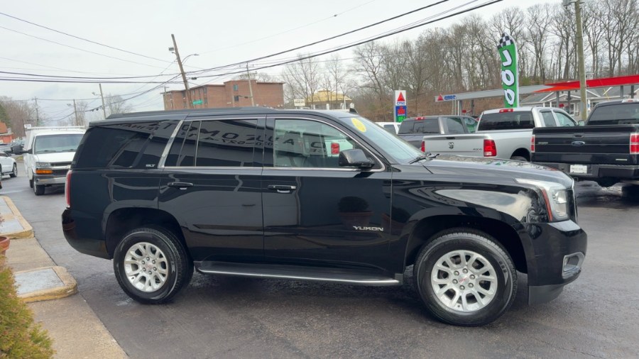 2017 GMC Yukon 4WD 4dr SLT photo